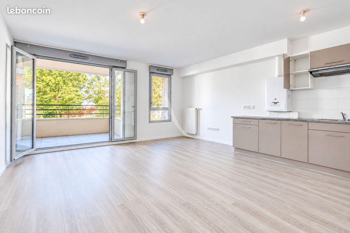 Appartement 3 pièces 63 m² · à Brie-Comte-Robert · 63 m² · 218 000 €