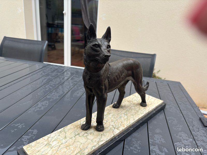 Statue chien (image 2)