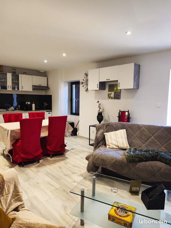 Appartement 4 pièces 83 m² · à Champagne-en-Valromey · 83 m² · 890 €/mois