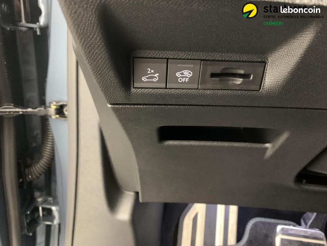 Peugeot 3008 Hybrid 145 e-DCS6 GT (image 20)