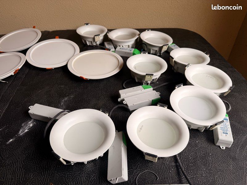 Vend lots de spots et Downlight (image 2)