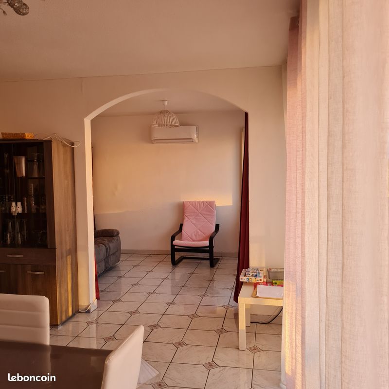 Appartement a louer sainte-foy-les-lyon - 4 pièce(s) - 97 m2 - Surfyn