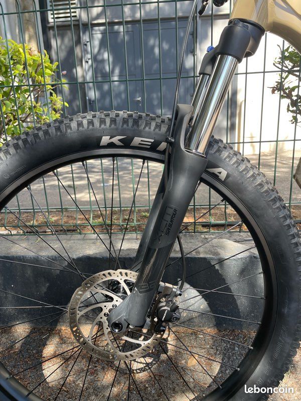 VTT Trek Roscoe 6 – Taille M – Couleur sable / beige – Très bon état – 600 (image 2)