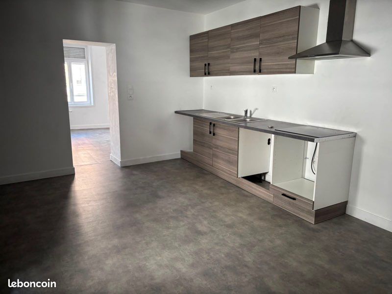 Appartement 4 pièces 80 m² · à Lillers · 80 m² · 825 €/mois