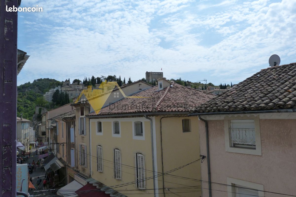 Appartement 3 pièces 62 m² · à Vaison-la-Romaine · 62 m² · 621 €/mois