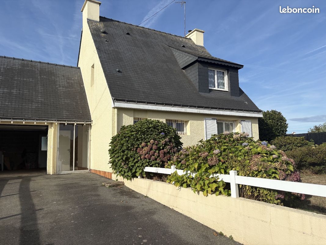 Maison 5 pièces 100 m² · à Pluméliau-Bieuzy · 100 m² · 950 €/mois