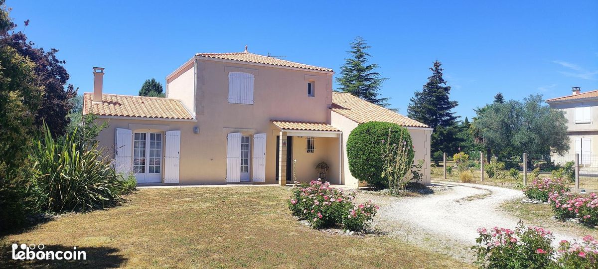 Maison 5 pièces 145 m² · à Chaniers · 145 m² · 388 000 €