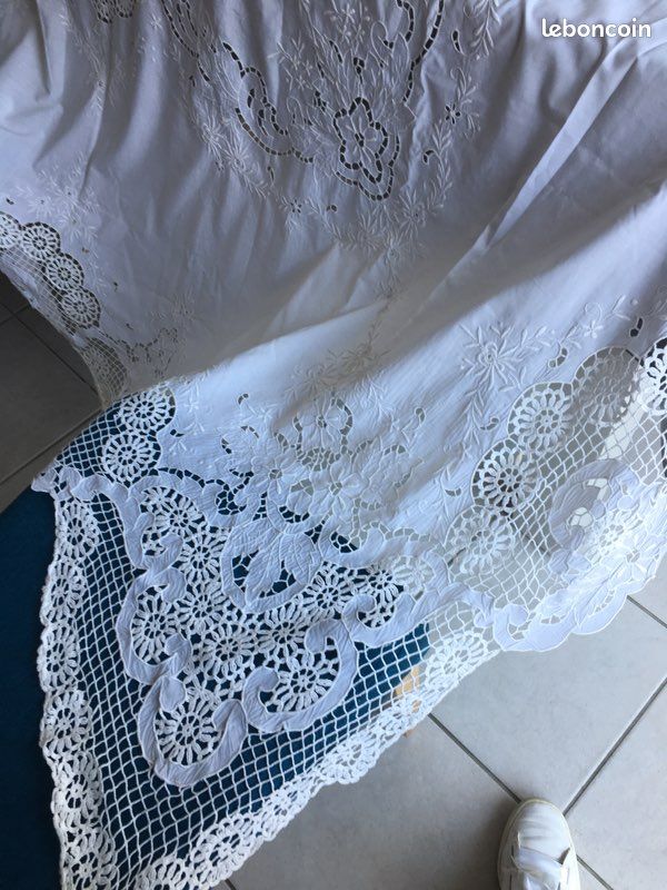 Nappe ou couvre-lit dentelle (image 3)