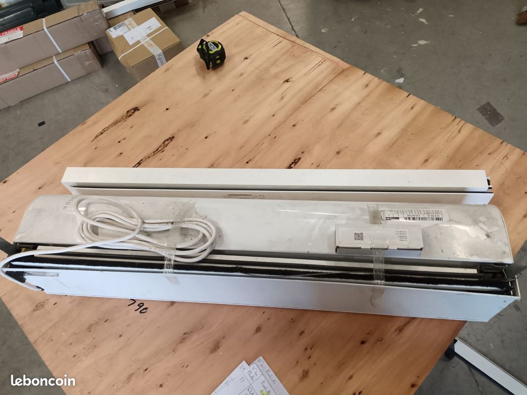 Volet roulant radio + Moustiquaire intégré Alu Blanc L880/H1090 R37 (image 1)
