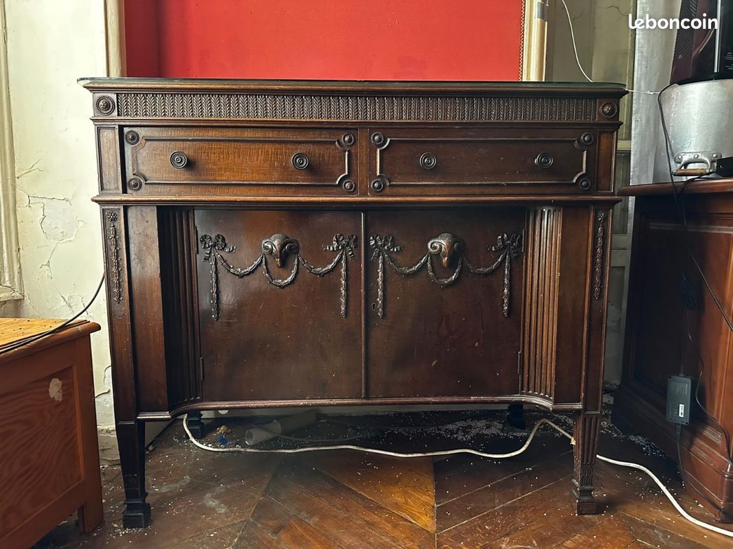 Petit buffet second empire de 1852 en acajou ébénisterie (image 2)