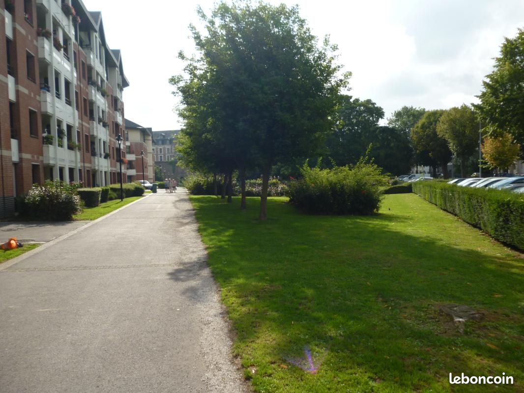 Appartement 5 pièces 106 m² · à Cambrai · 106 m² · 998 €