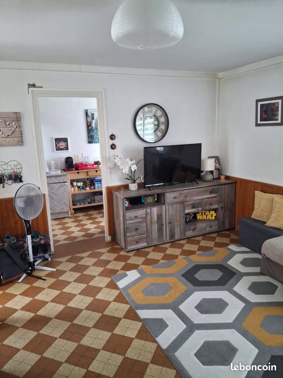 Maison 3 pièces 94 m² · à Bailleval · 94 m² · 805 €/mois