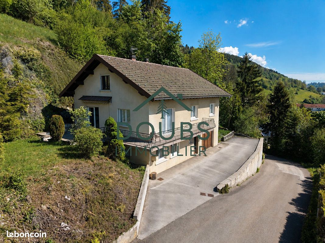 Maison 6 pièces 157 m² · à Morteau · 157 m² · 320 000 €