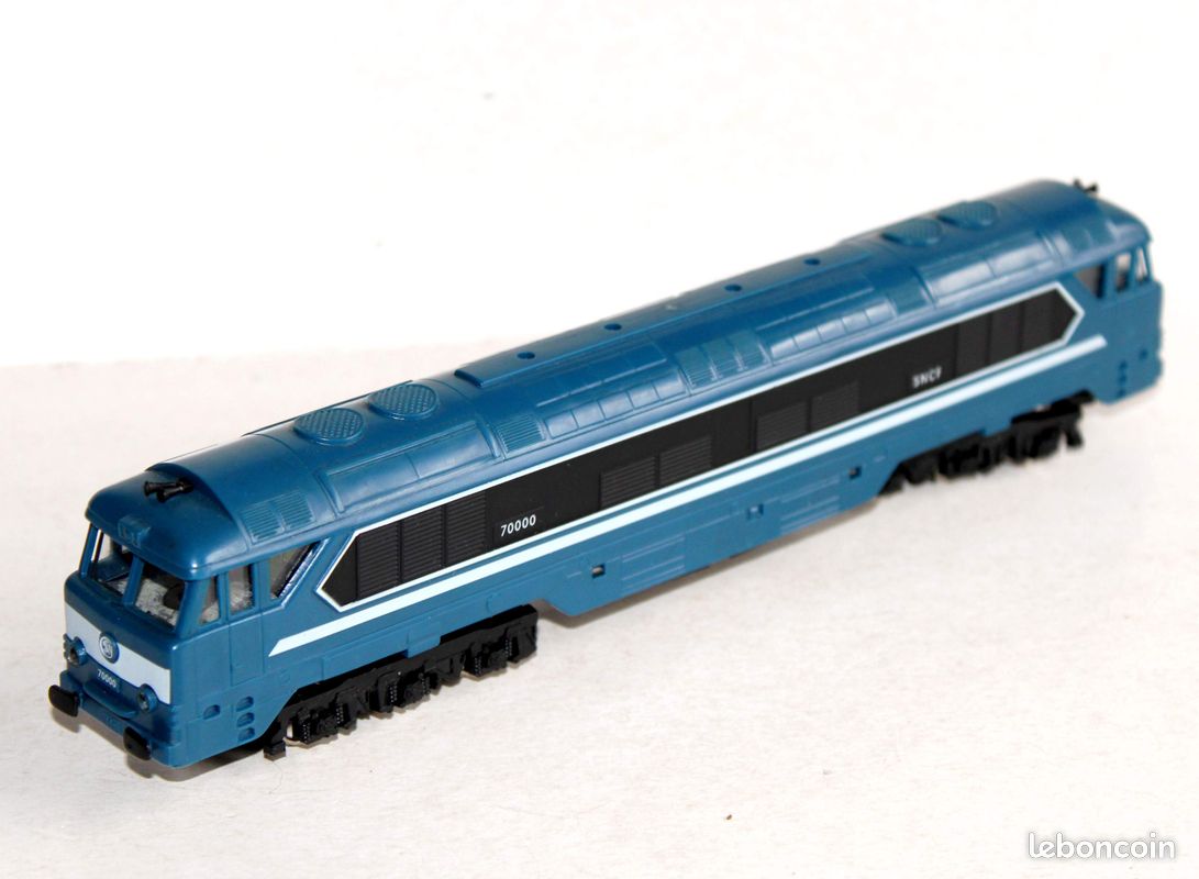 Locomotive Diesel MEHANO T 511 Santa Fe - Éclairage, époque Analogique CC
