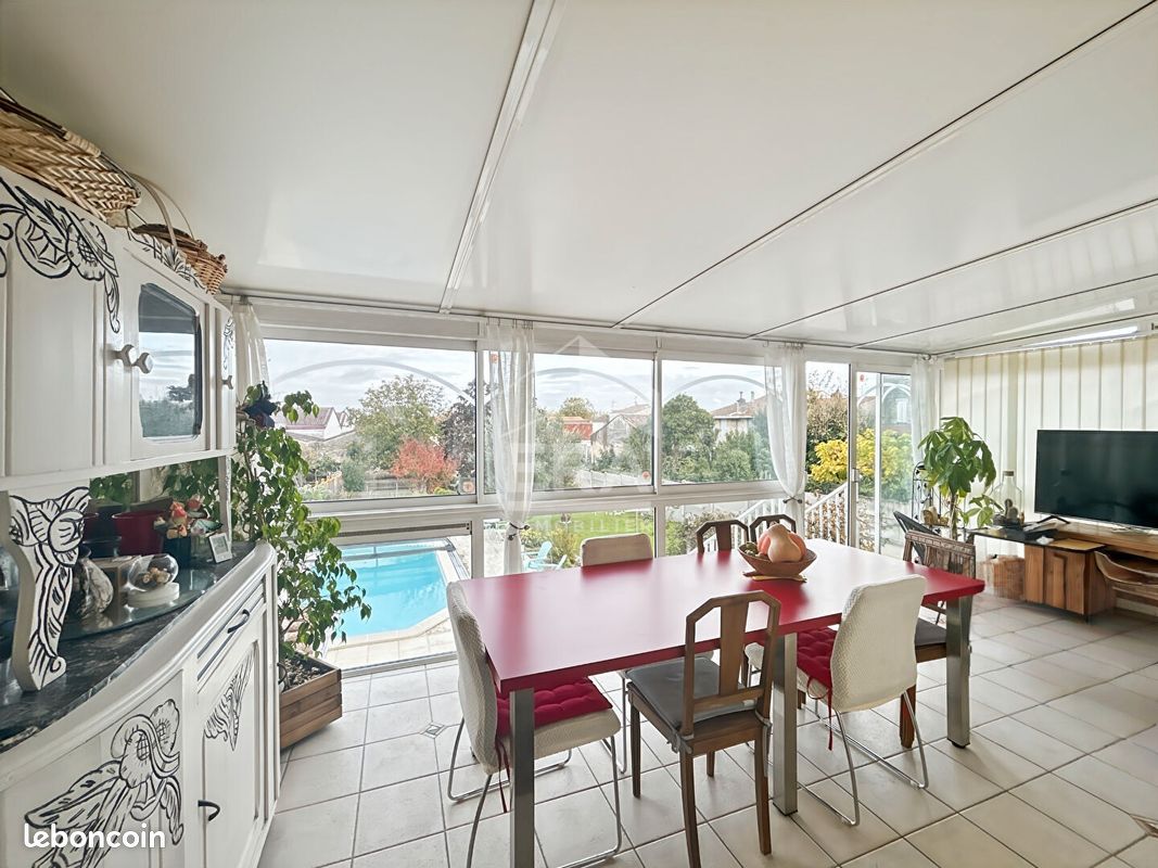 Maison 6 pièces 150 m² · à Pauillac · 150 m² · 360 600 €