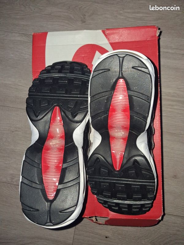 Nike air max 95 (image 4)