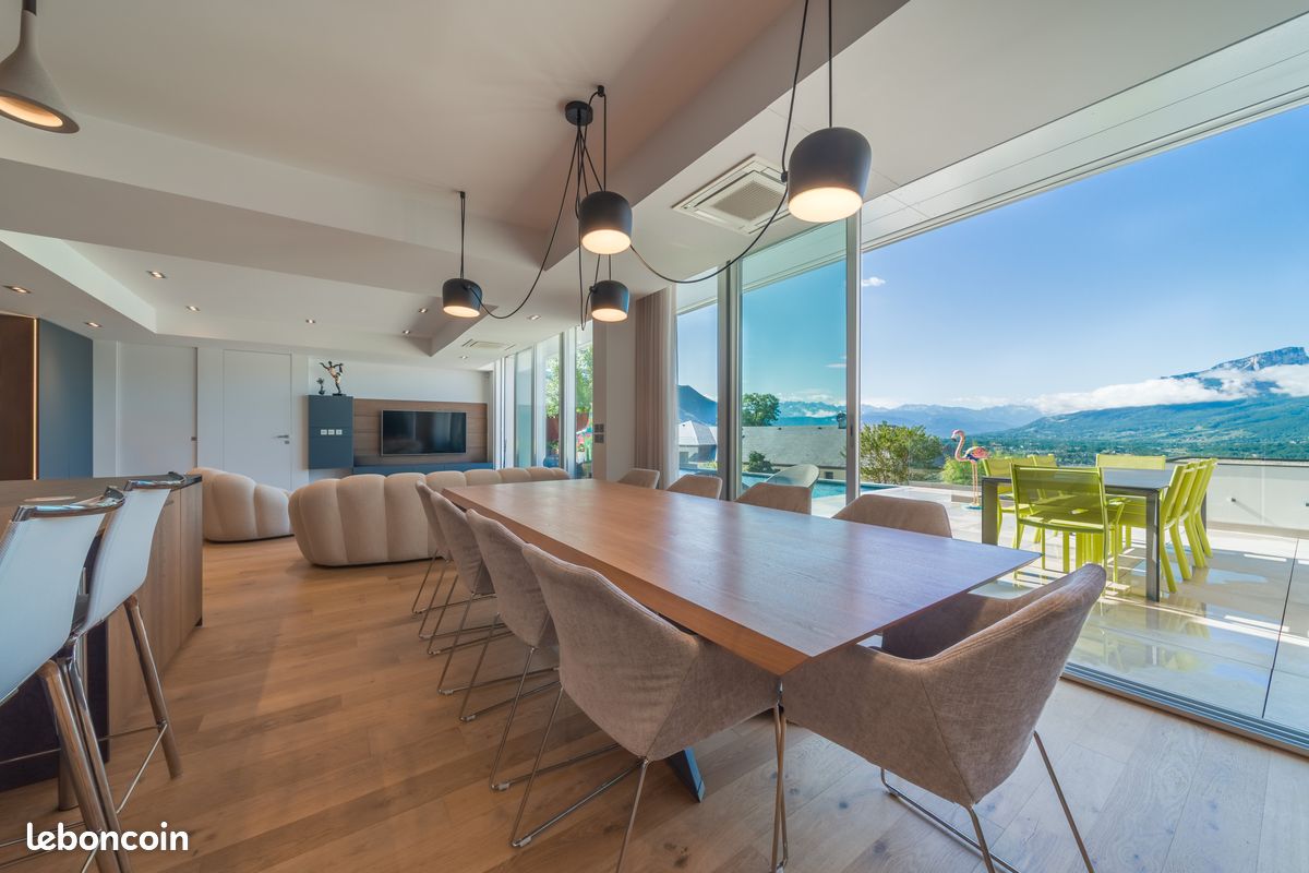 Maison 7 pièces 200 m² · à Chambéry · 200 m² · 1 290 000 €