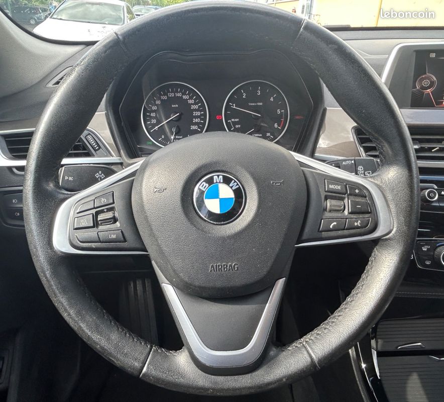 BMW X1 2.0 D 190 CH XLINE SDRIVE BVA- ENTRETIEN BMW-CAMERA DE RECUL+HAYON ELECTRIQUe (image 16)