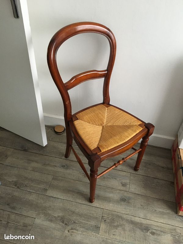 Chaise en merisier (image 1)