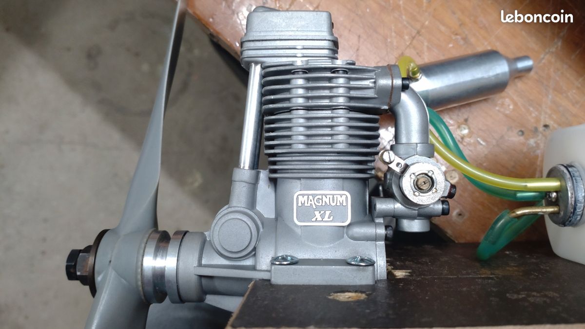 moteur avion compétiton MVVS 6,5 cm3 GR diesel glow trés peu