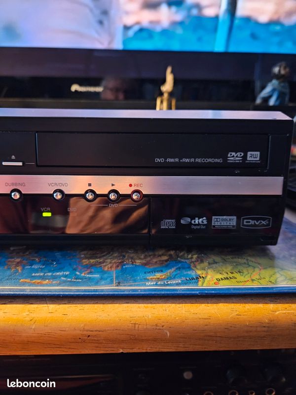 Magnétoscope Toshiba VHS V-852EF - Fonctionnel Avec Télécommande, Câble Péritel Et Notice