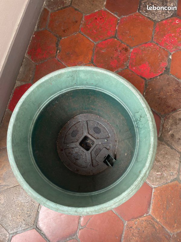 Bac plastique à réserve (image 2)