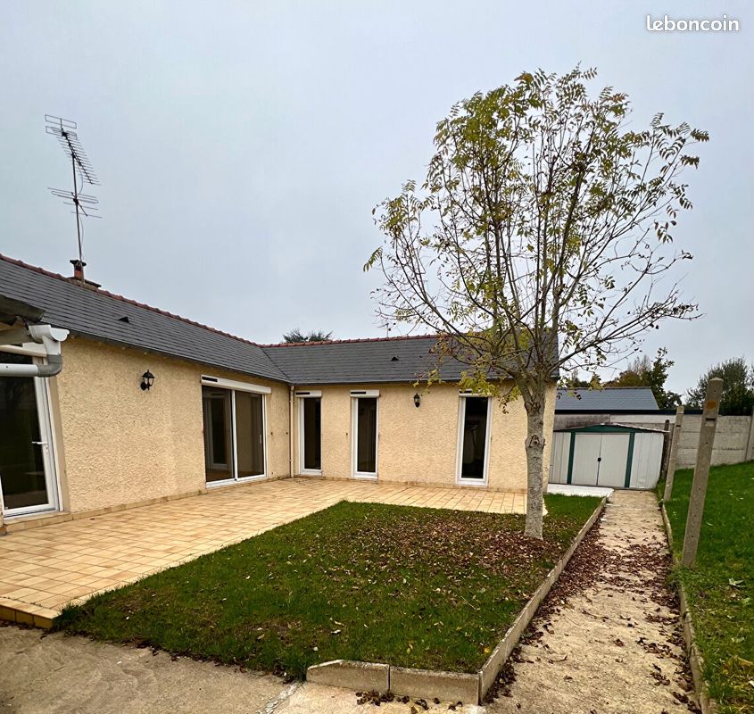 Maison 4 pièces 96 m² · à Chartres-de-Bretagne · 96 m² · 999 €/mois