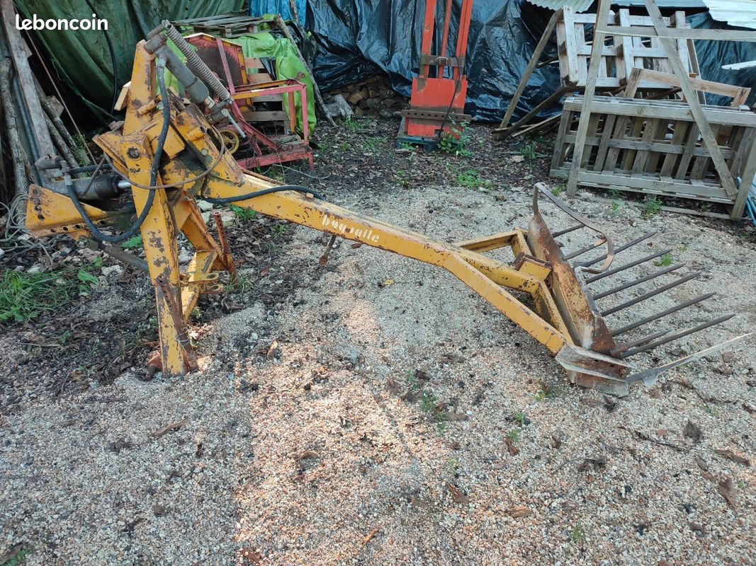 Fourche Arri re De Tracteur Hydraulique Mat riel Agricole fourche-arri-re-de-tracteur-hydraulique-mat-riel-agricole