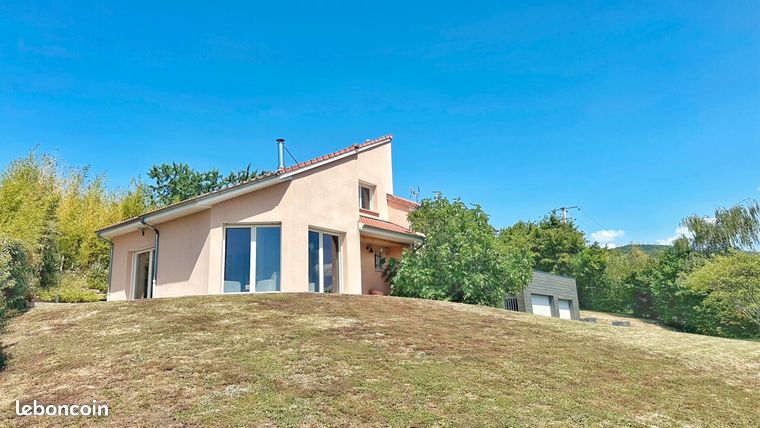 Villa 6 pièces 180 m²