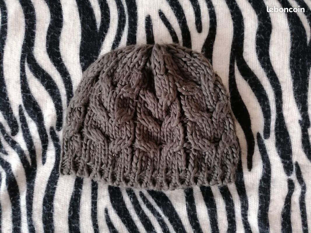 Bonnet tressé kaki simple ⛄ (image 3)