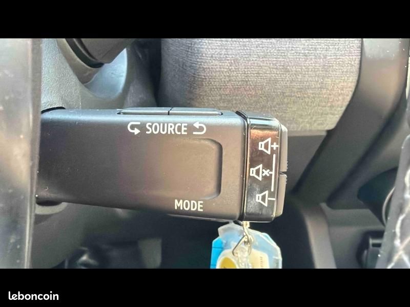 Renault Clio 1.5 Blue dCi 100 Evolution / GARANTIE 12 MOIS (image 27)