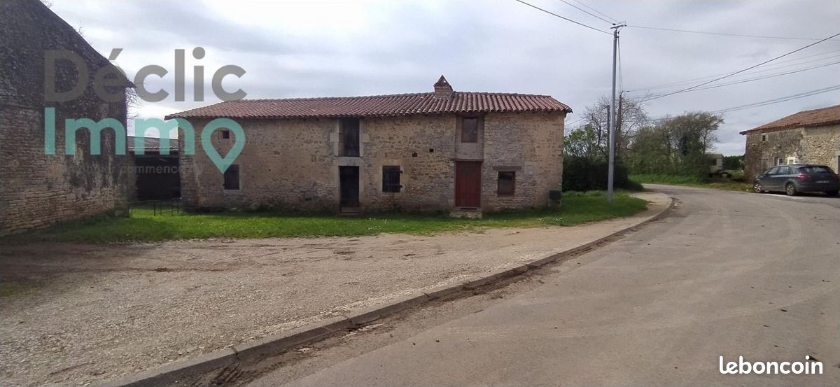 Grange 1 pièce 72 m² - Taizé-Aizie 16700 (image principale 1)