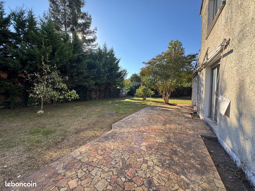 Maison 5 pièces 100 m² · à Mérignac · 100 m² · 330 000 €