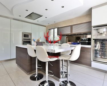 Maison 859 000 € - 185 m²