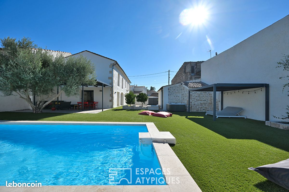 Maison 6 pièces 200 m² · à Nîmes · 200 m² · 679 000 €