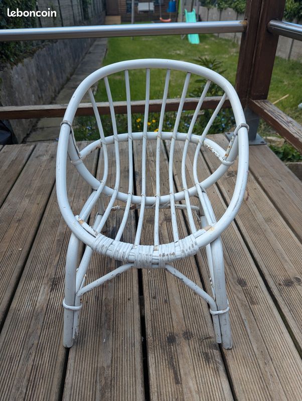 Fauteuil rotin blanc enfant (image 2)