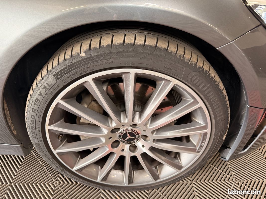MERCEDES CLASSE C BREAK 300 d 9G-Tronic 4Matic AMG Line - Toit ouvrant - Attelage (image 37)