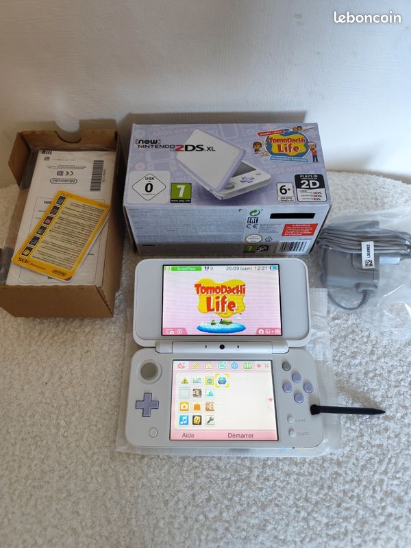 New Nintendo 2DS XL 3DS Tomodachi Life Limited Edition Consoles