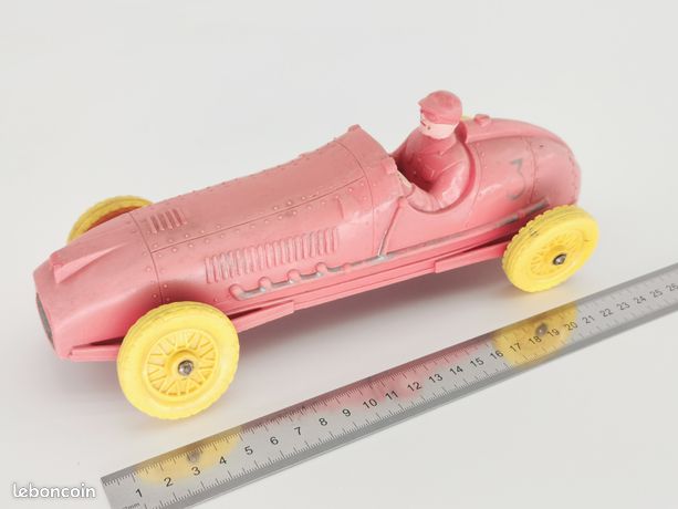 Collection vintage de voitures miniatures en caoutchouc Tomte Laerdal