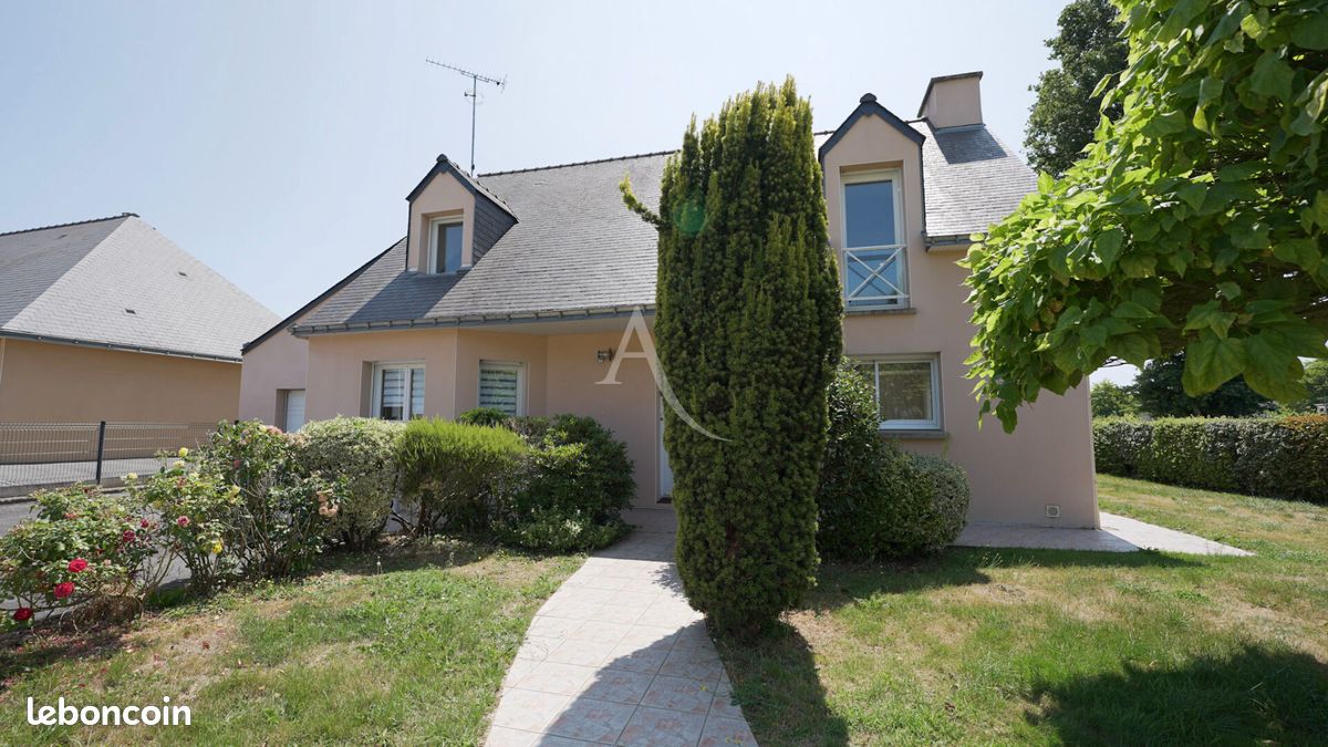 Maison 6 pièces 127 m² · à Ploërmel · 127 m² · 325 000 €