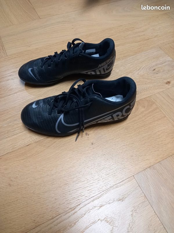 Crampons foot (image 1)