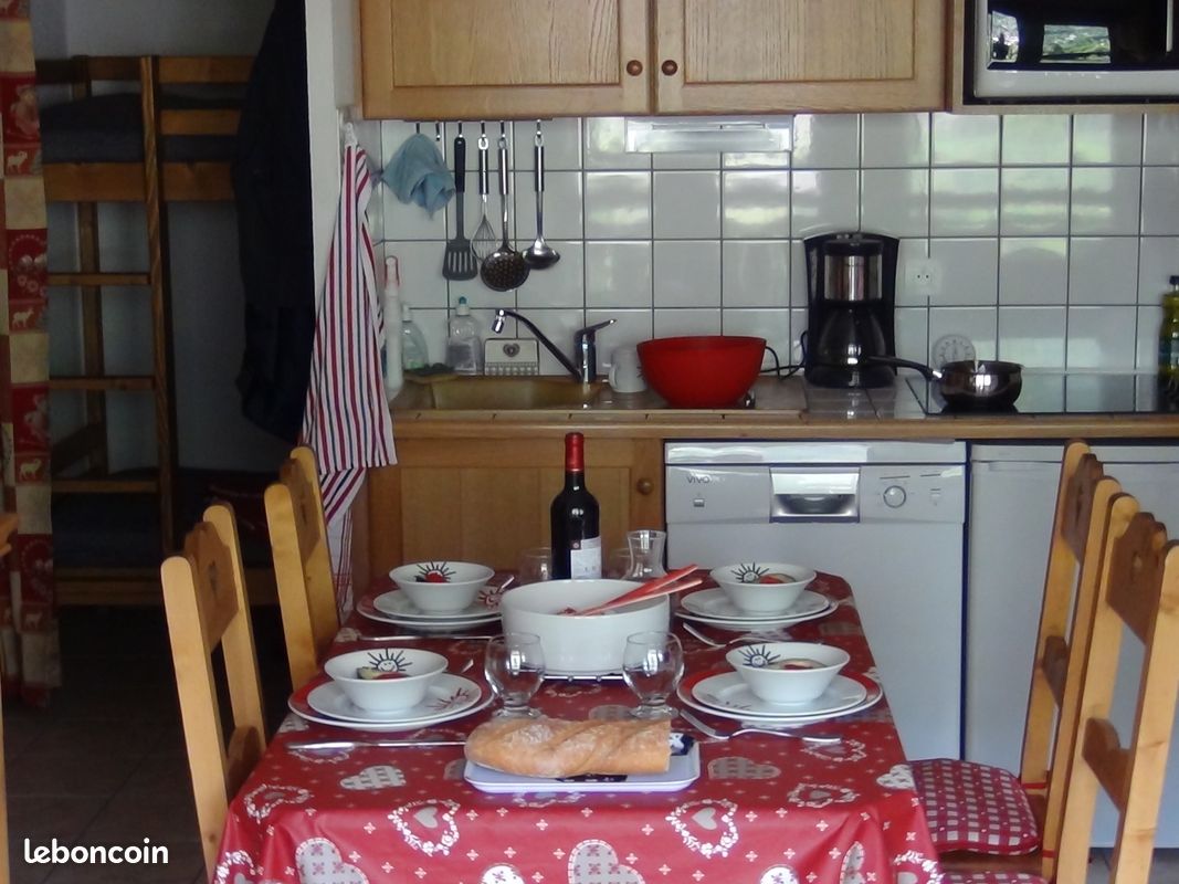 Appartement T2 classé 3*, avec garage, 200 m télécabine, vue Massif du Mont-Blanc (image 2)