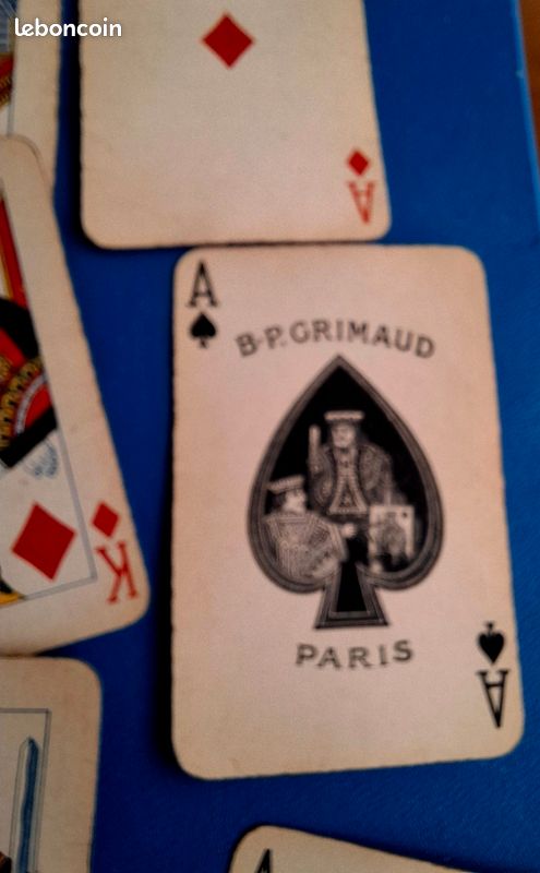 Ancien jeu de 32 cartes B.P. Grimaud Paris Décret du 12 avril