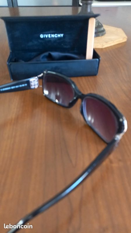 Lunettes (image 2)