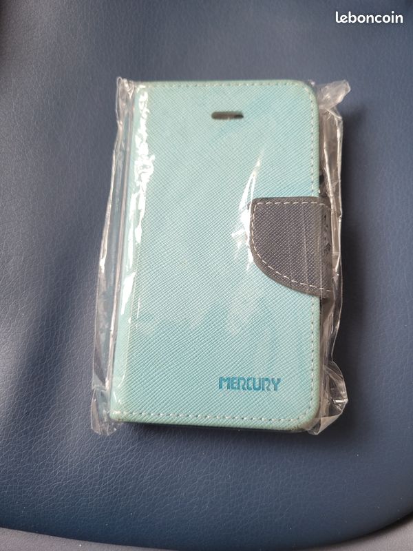 Etui iPhone 4/ 4S / 5 (image 1)