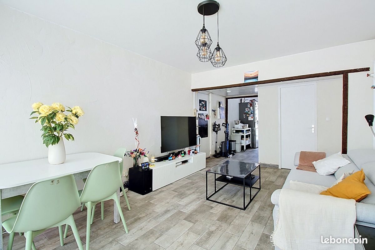 Appartement 3 pièces 68 m² · à Vitrolles · 68 m² · 145 000 €