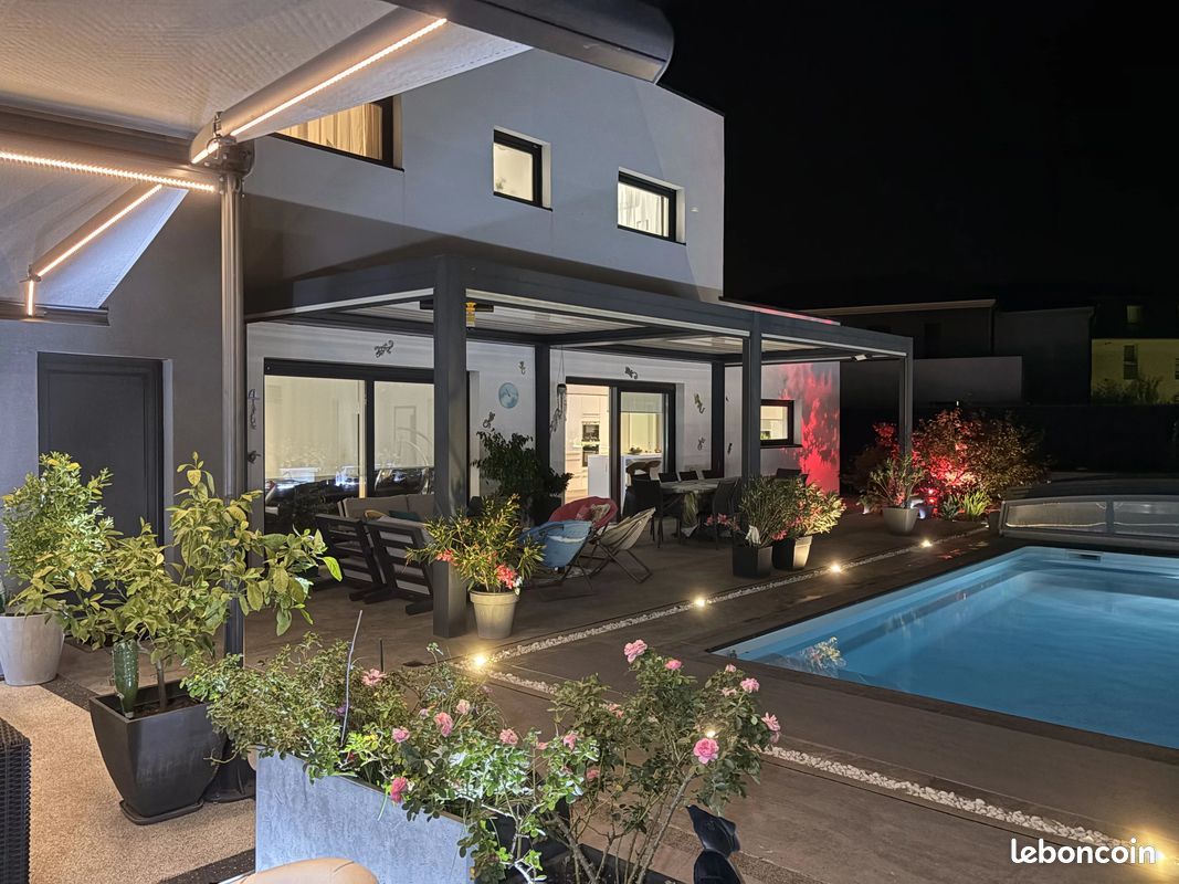 Maison 10 pièces 195 m² · à Amnéville · 195 m² · 789 000 €