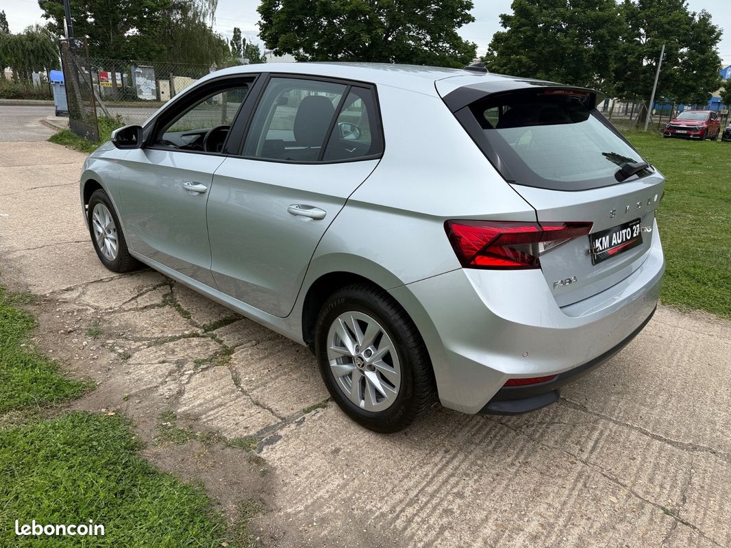 SKODA FABIA 1.0 Ambition 80 ch BVM5 TVA RECUPERABLE (image 3)