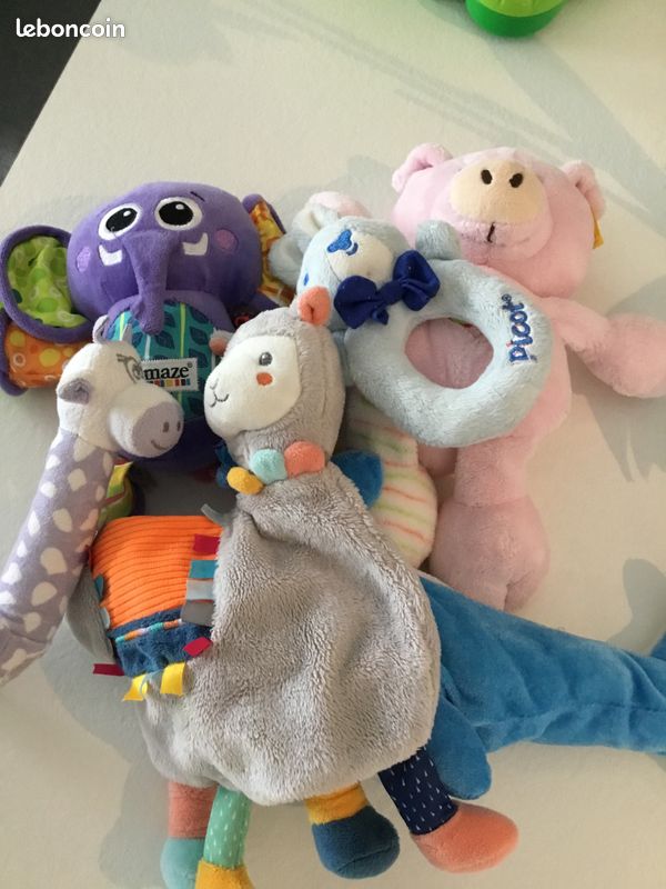 Lot jouets d’éveil bébé/ hochet/ doudou (image 2)