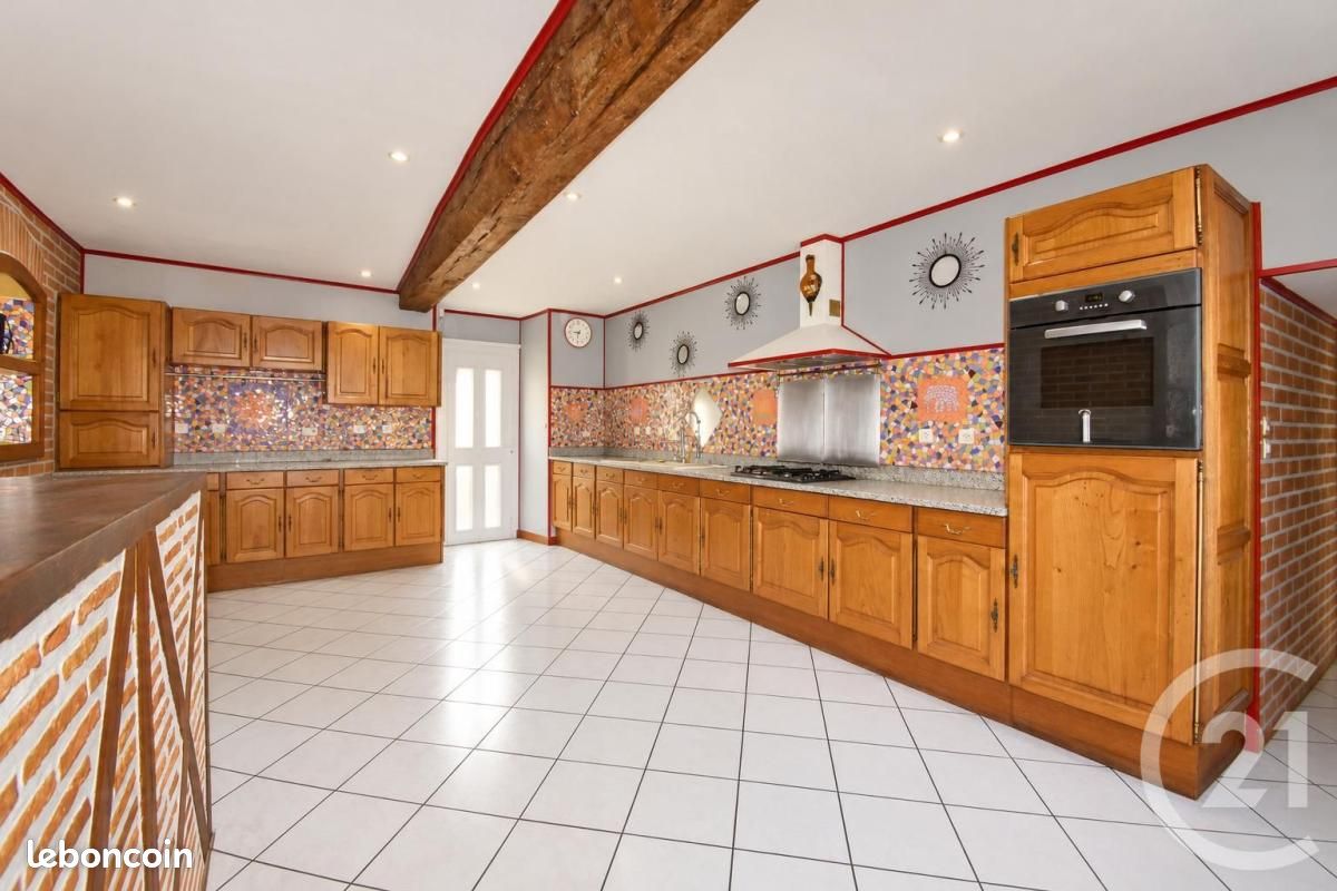 Maison 6 pièces 158 m² · à Val-du-Maine · 158 m² · 149 840 €
